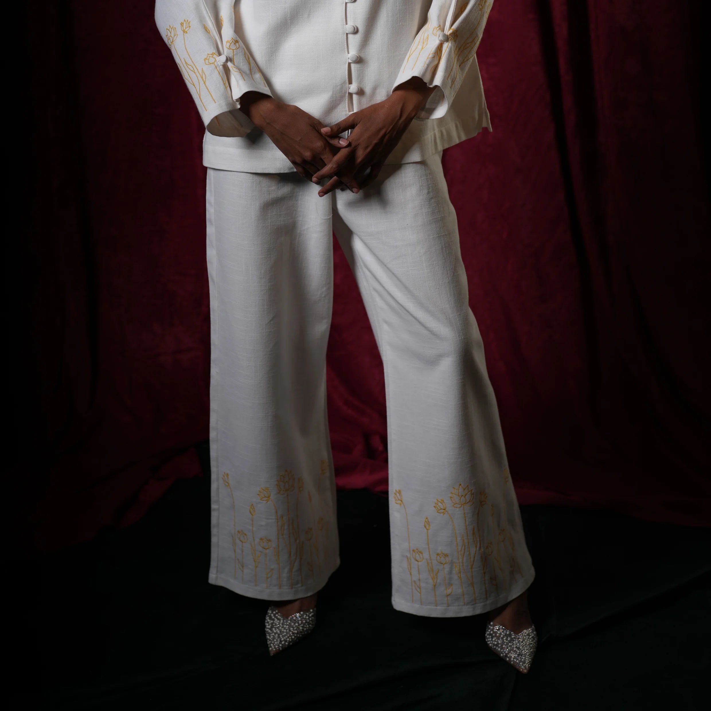 Lotus pants in White